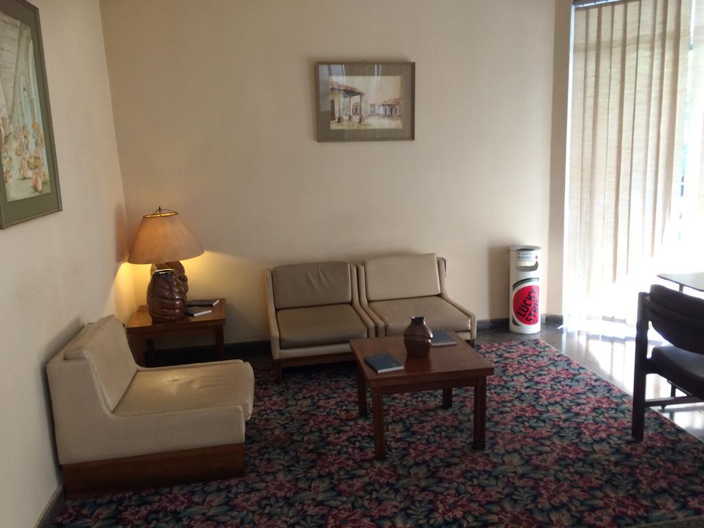 Hotel Manduvira Асунсион Екстериор снимка